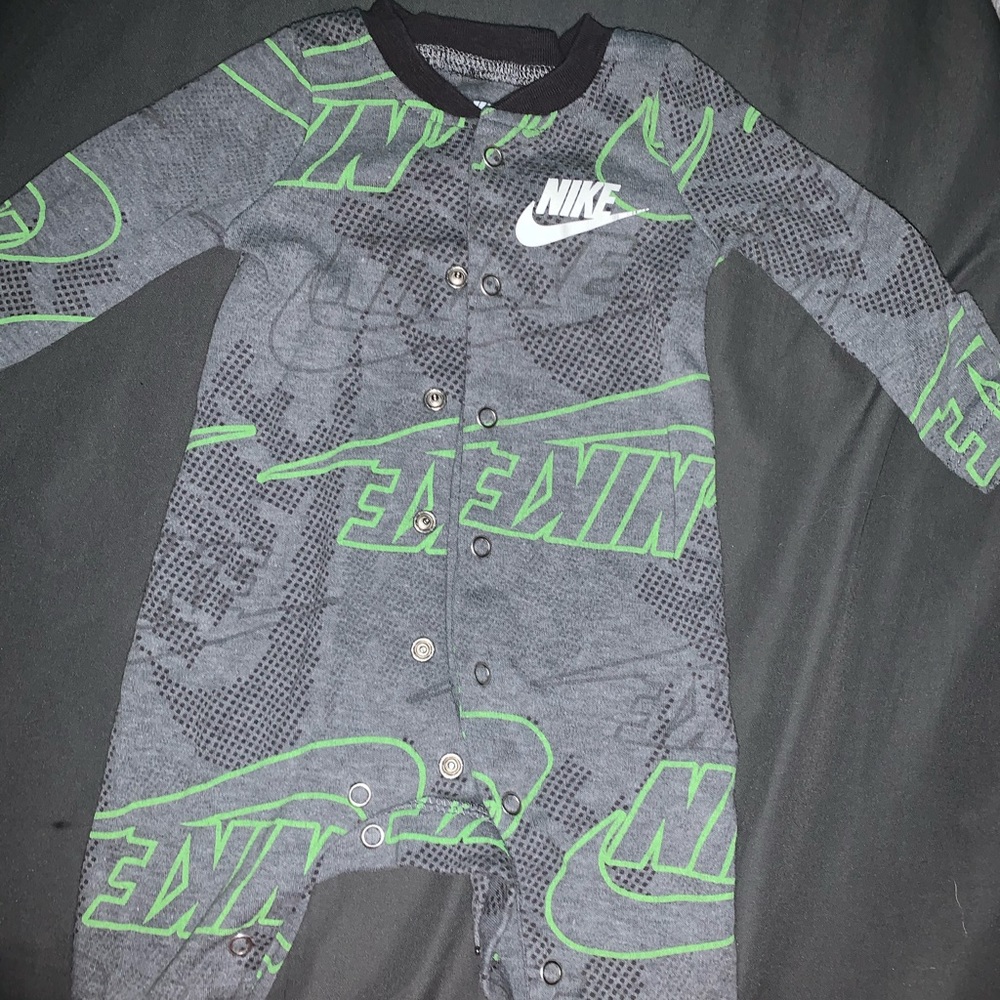 Newborn Nike Footed Sleeper